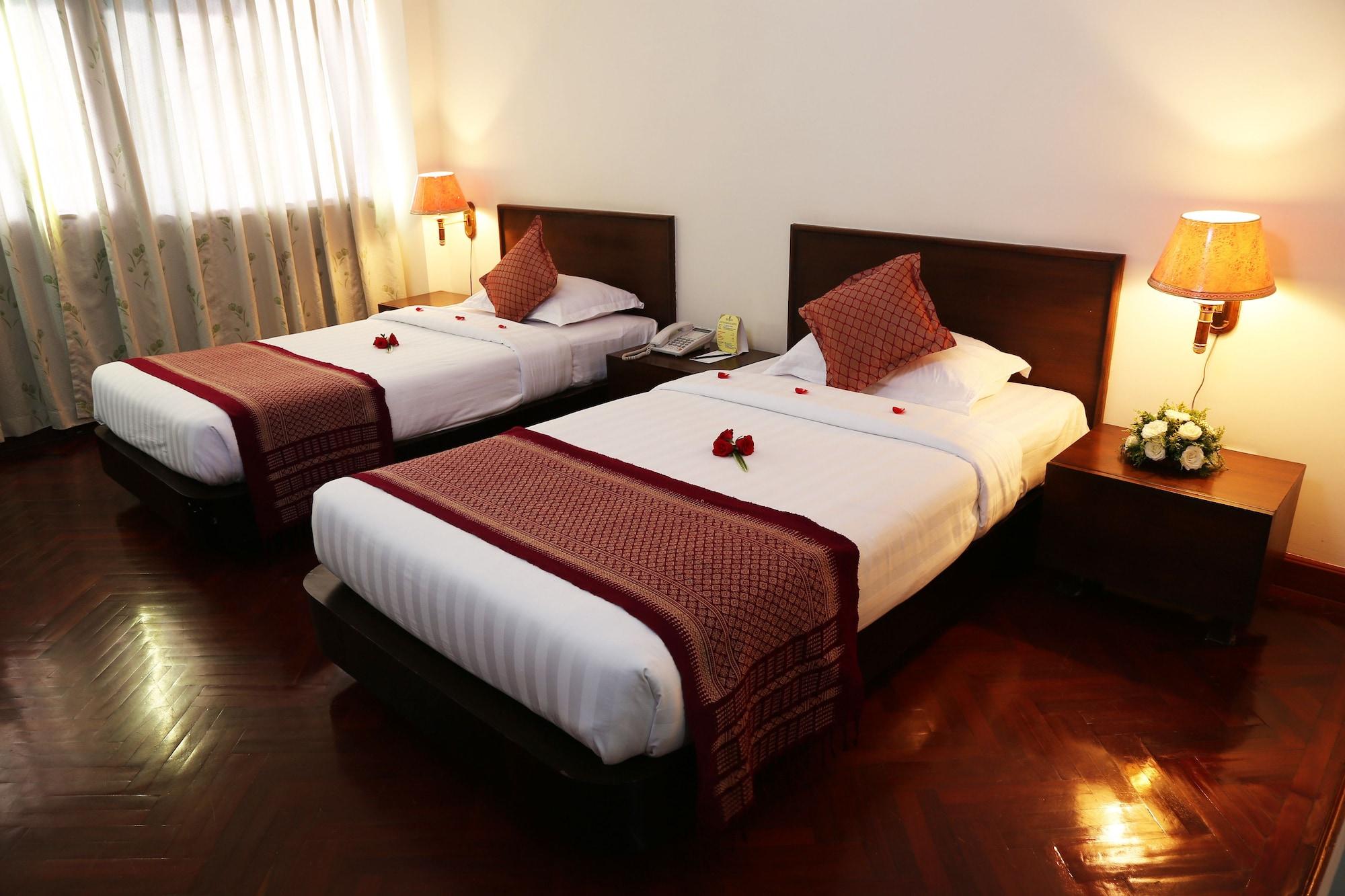 Hotel Rangoon Eksteriør billede