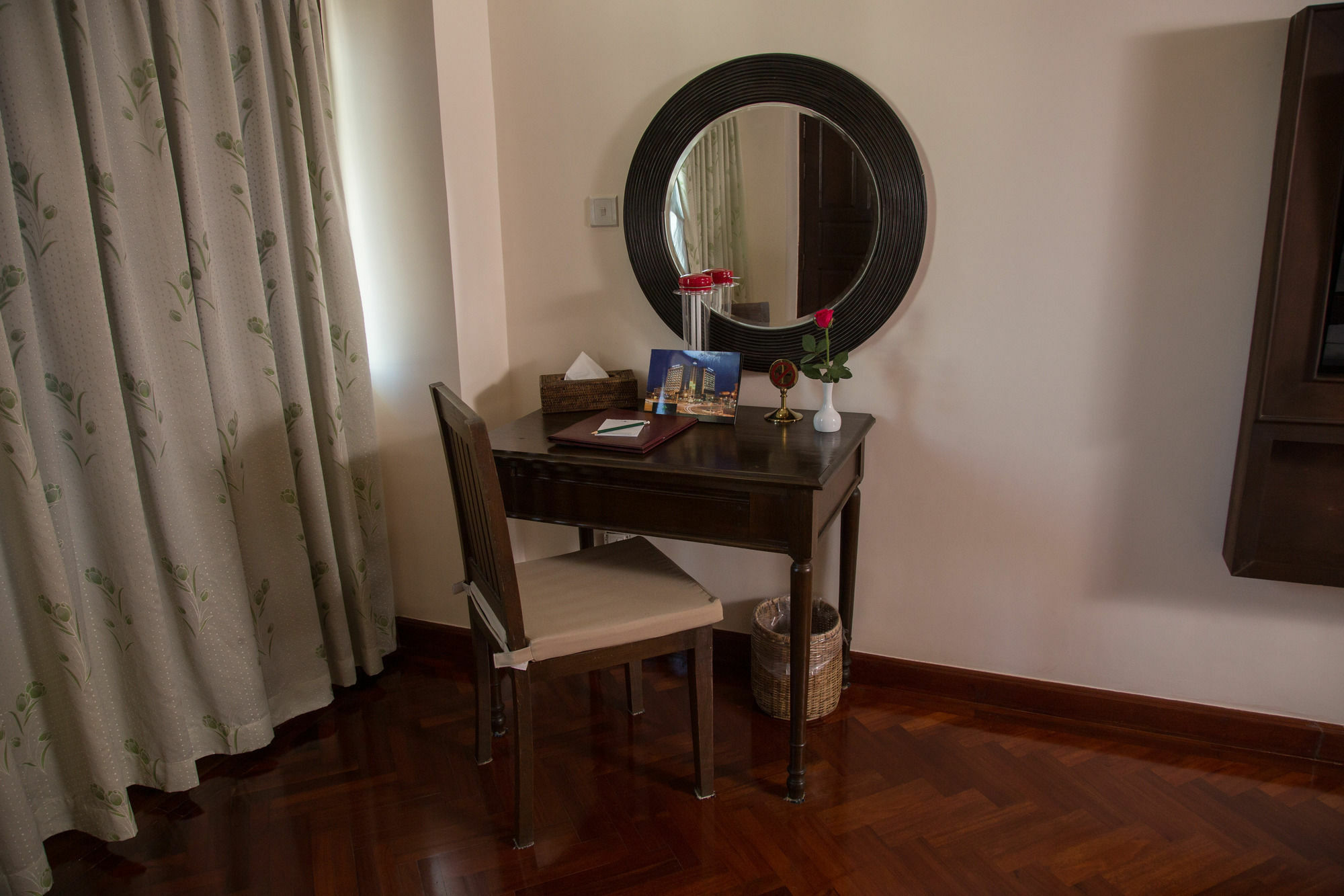 Hotel Rangoon Eksteriør billede