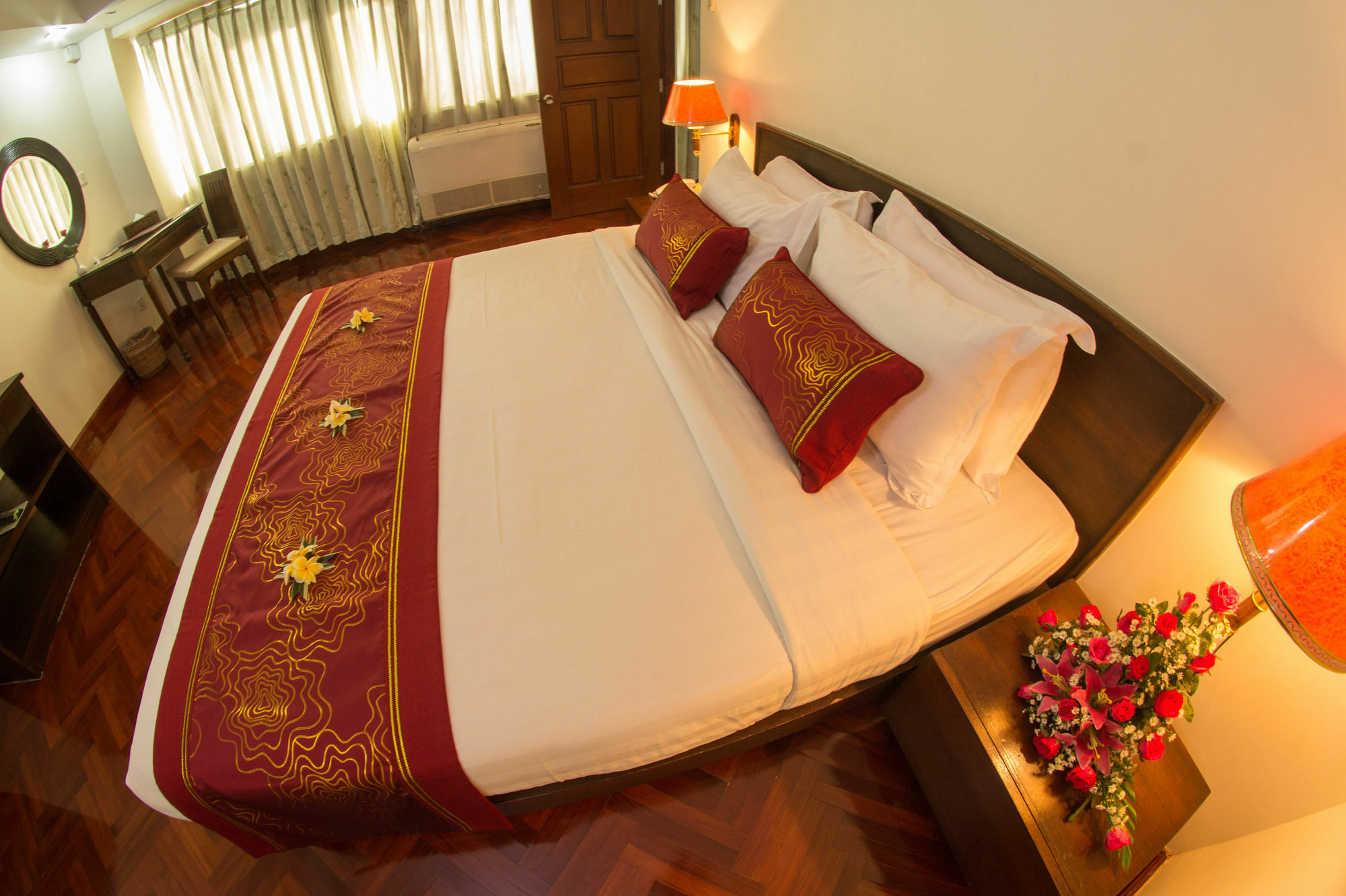 Hotel Rangoon Eksteriør billede