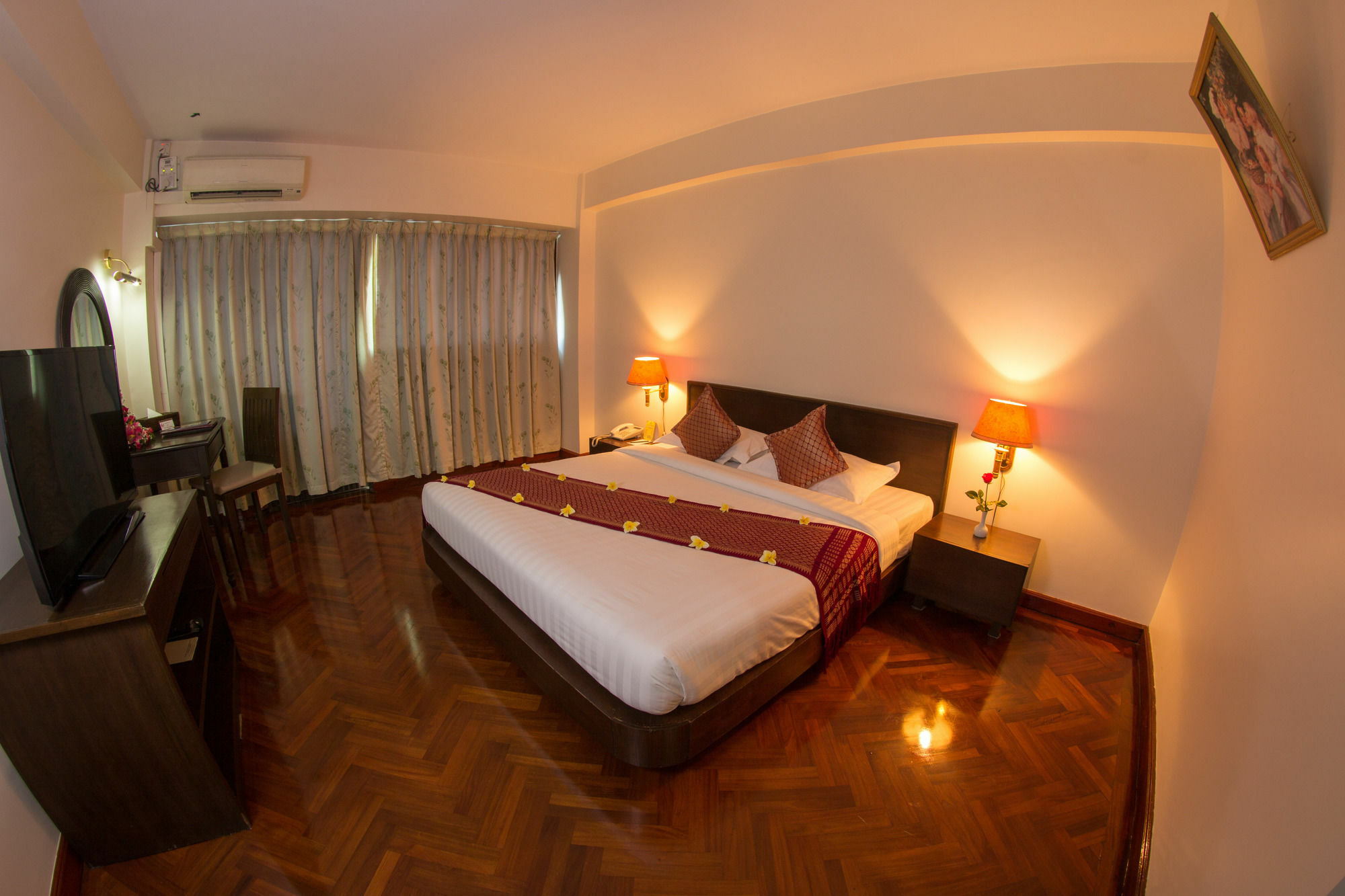 Hotel Rangoon Eksteriør billede