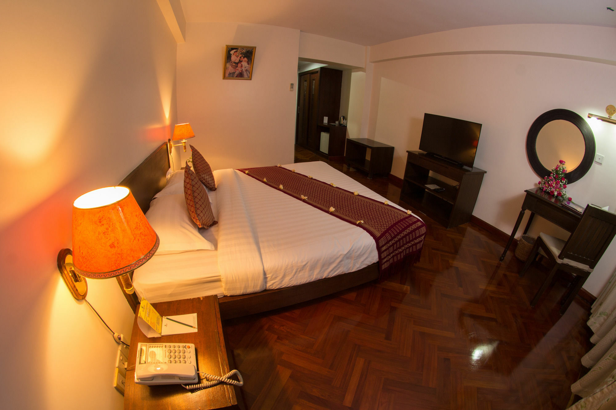 Hotel Rangoon Eksteriør billede